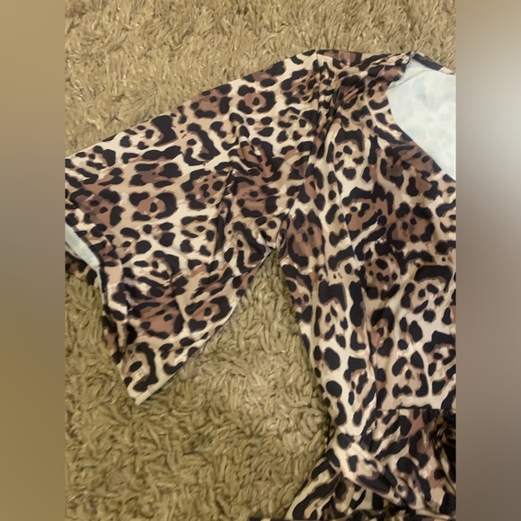 Venus, size 1x, cheetah print dress - Picture 3 of 4